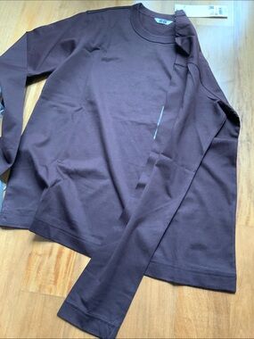 Uniqlo U Long Sleeve shirt XS Lemaire Long sleeve crew neck top DARK BROWN